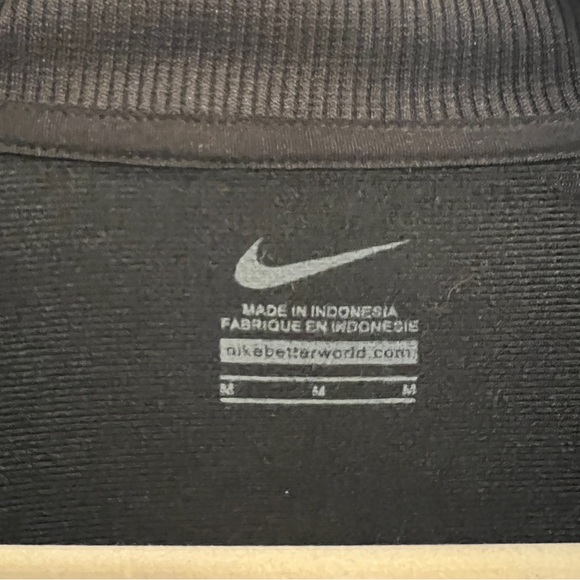 Nike Jacket Size Medium - Picture 5 of 9
